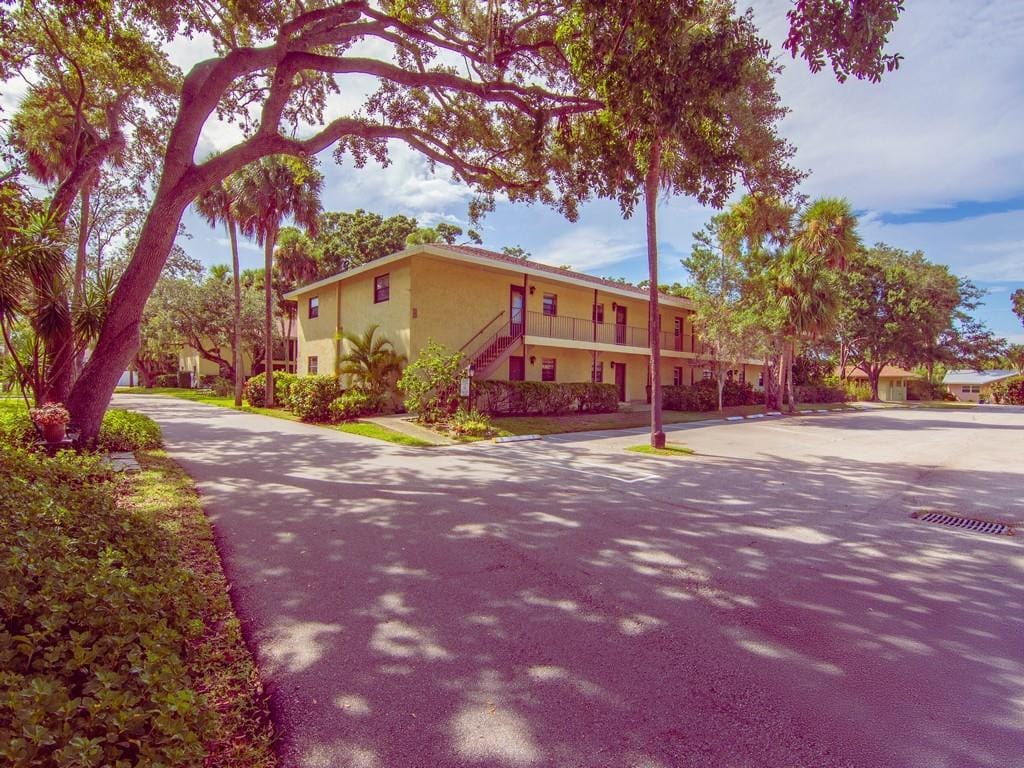 400 18TH Street B6, Vero Beach, FL 32960 photo 3