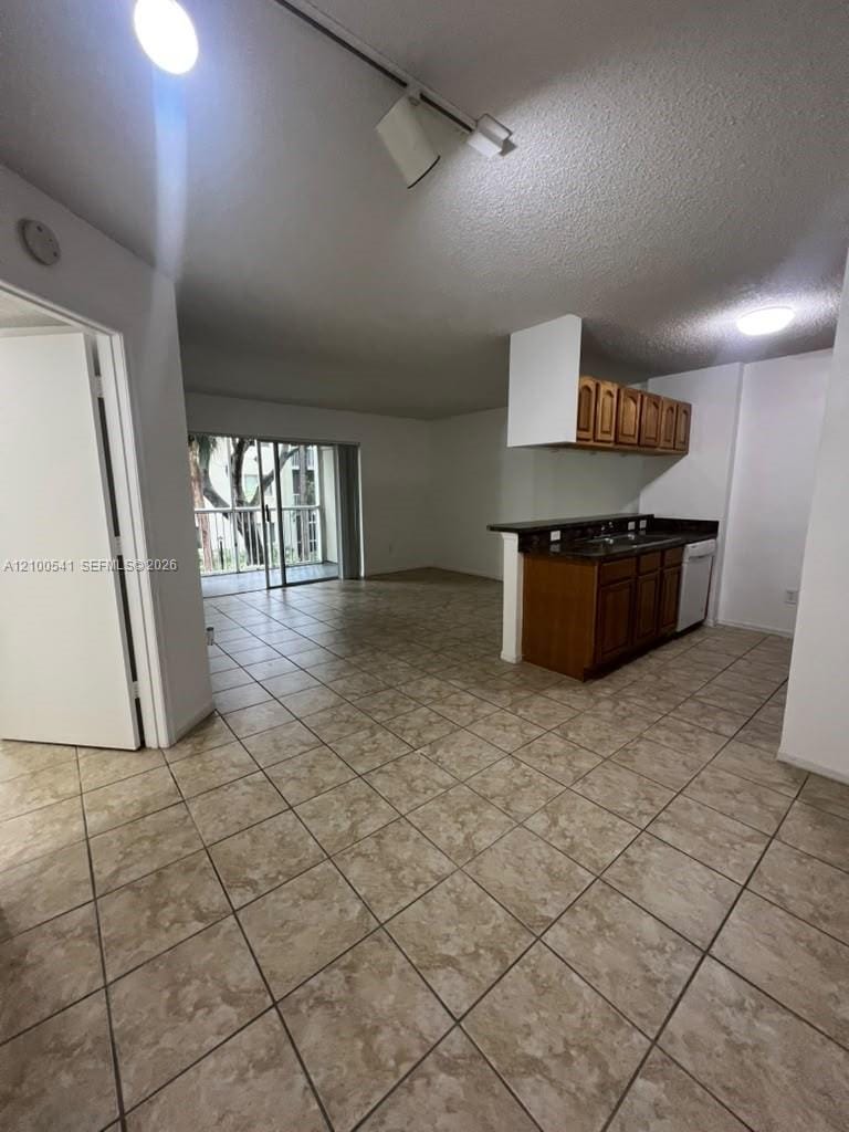 450 S Park Road 5-205, Hollywood, FL 33021 photo 6