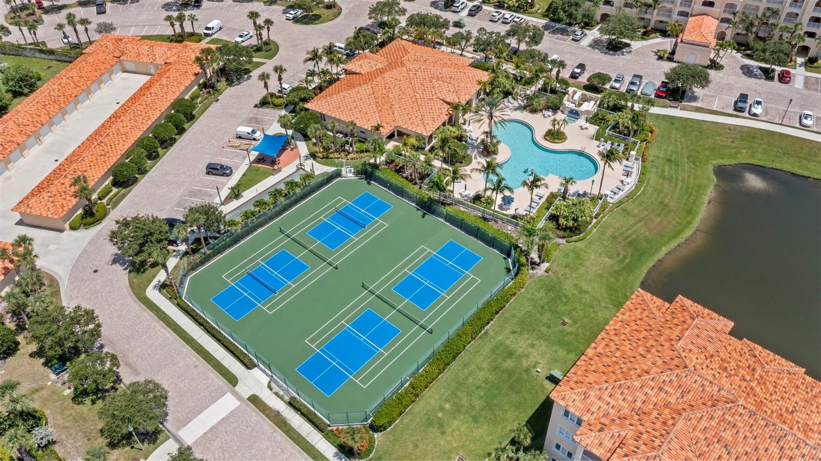 9 HARBOUR ISLE Drive E 102, Fort Pierce, FL 34949 photo 30