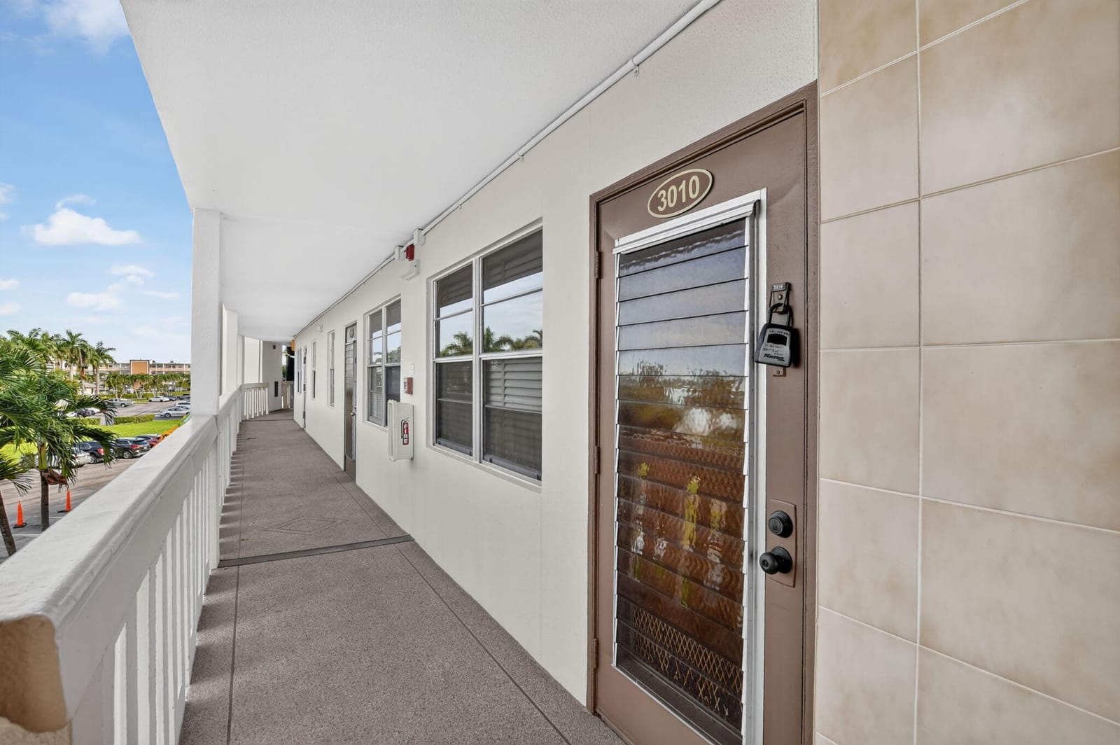 3010 Guildford A — photo 2