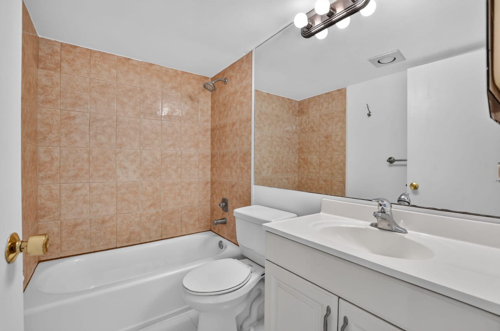 3010 Guildford A, Boca Raton, FL 33434 photo 15