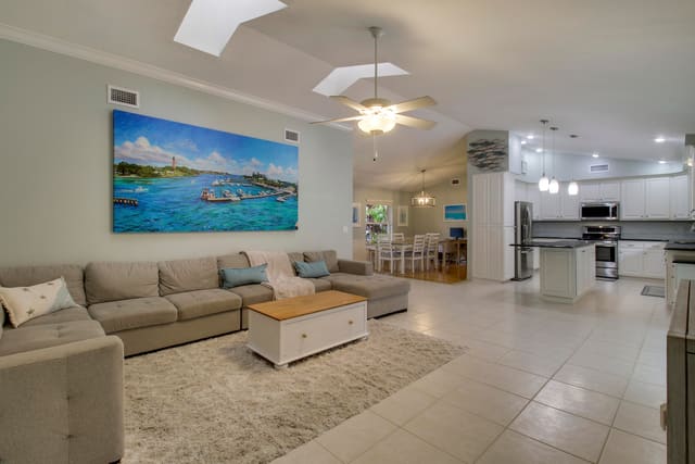 19823 Hibiscus Drive, Jupiter, FL 33469