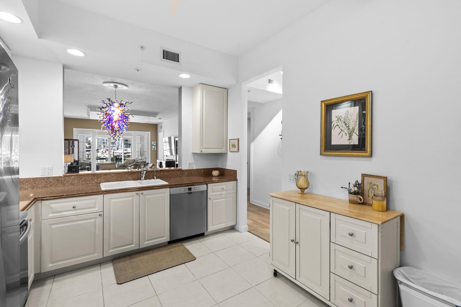 9 HARBOUR ISLE Drive E 102, Fort Pierce, FL 34949 photo 5