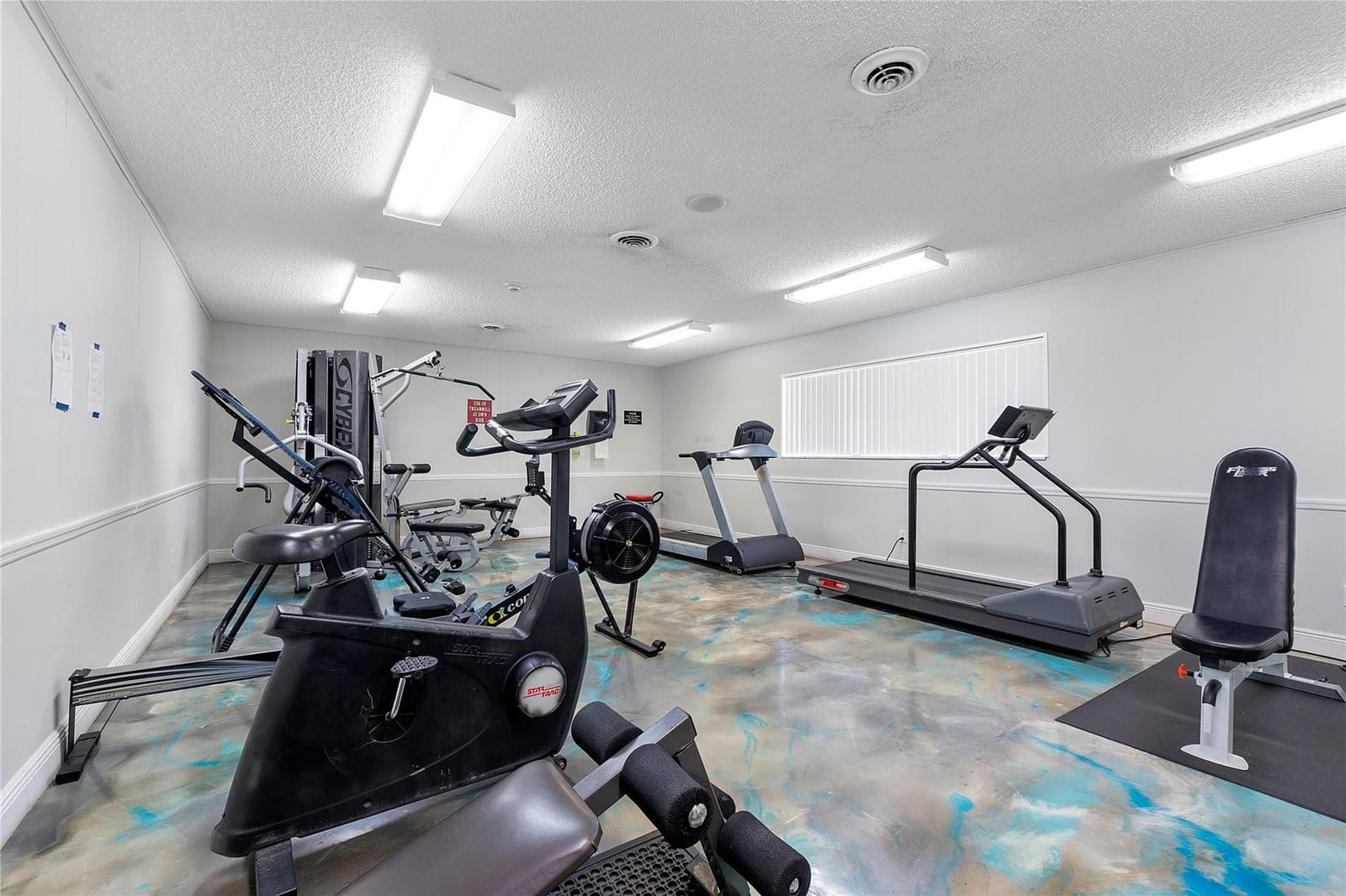 7807 GOLF CIR Drive 211, Margate, FL 33063 photo 24
