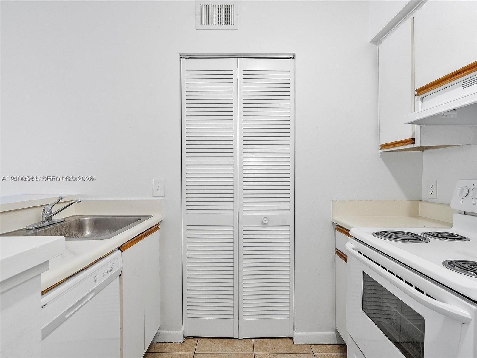 620 S Park Road 0, Hollywood, FL 33021 photo 5