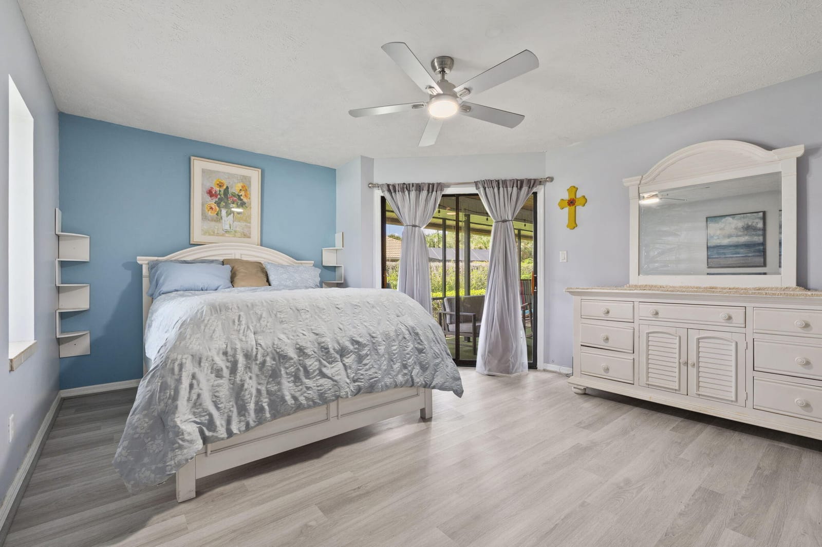 9457 Meadowood Drive, Fort Pierce, FL 34951 photo 16