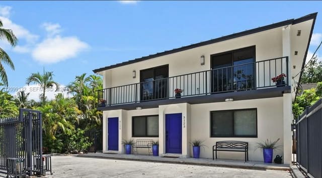 3125 Virginia Street 2, Miami, FL 33133
