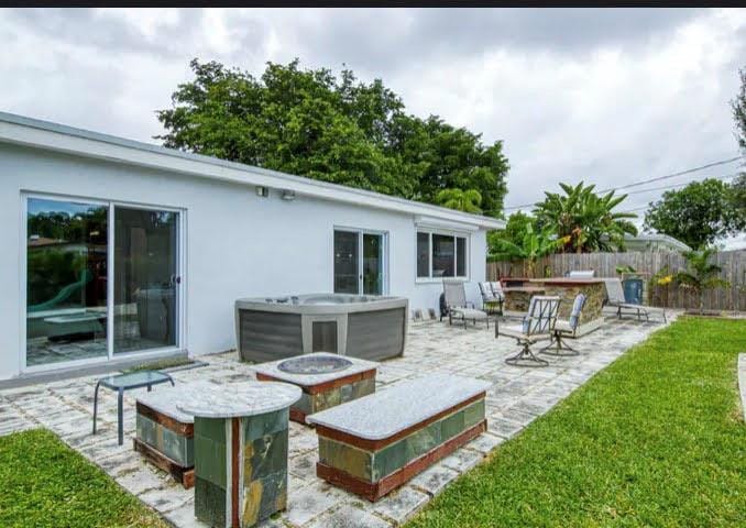 1905 N 45TH Avenue, Hollywood, FL 33021 photo 15