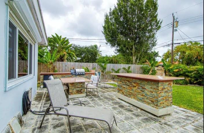 1905 N 45TH Avenue, Hollywood, FL 33021 photo 16