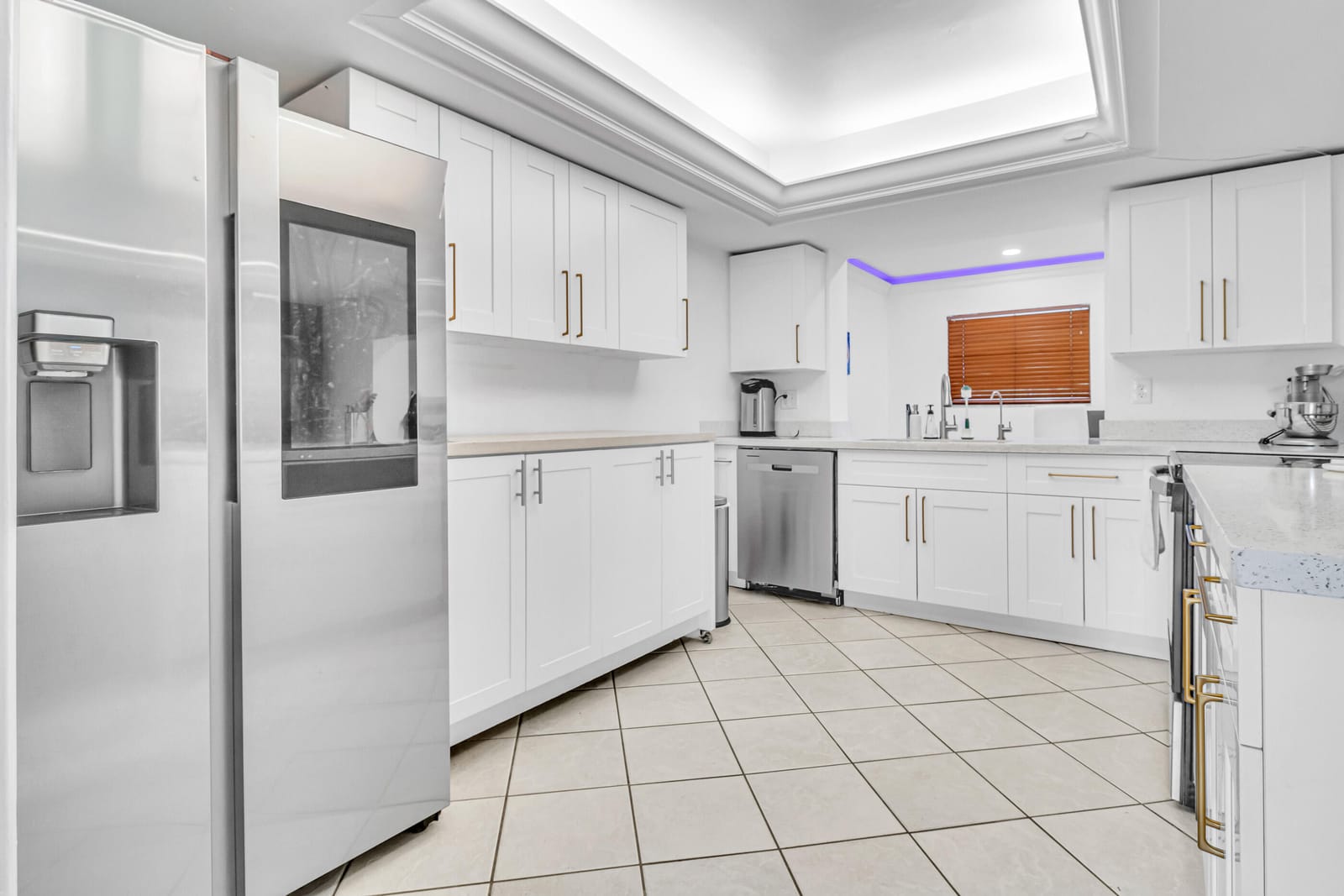 2200 N 47th Avenue — photo 5