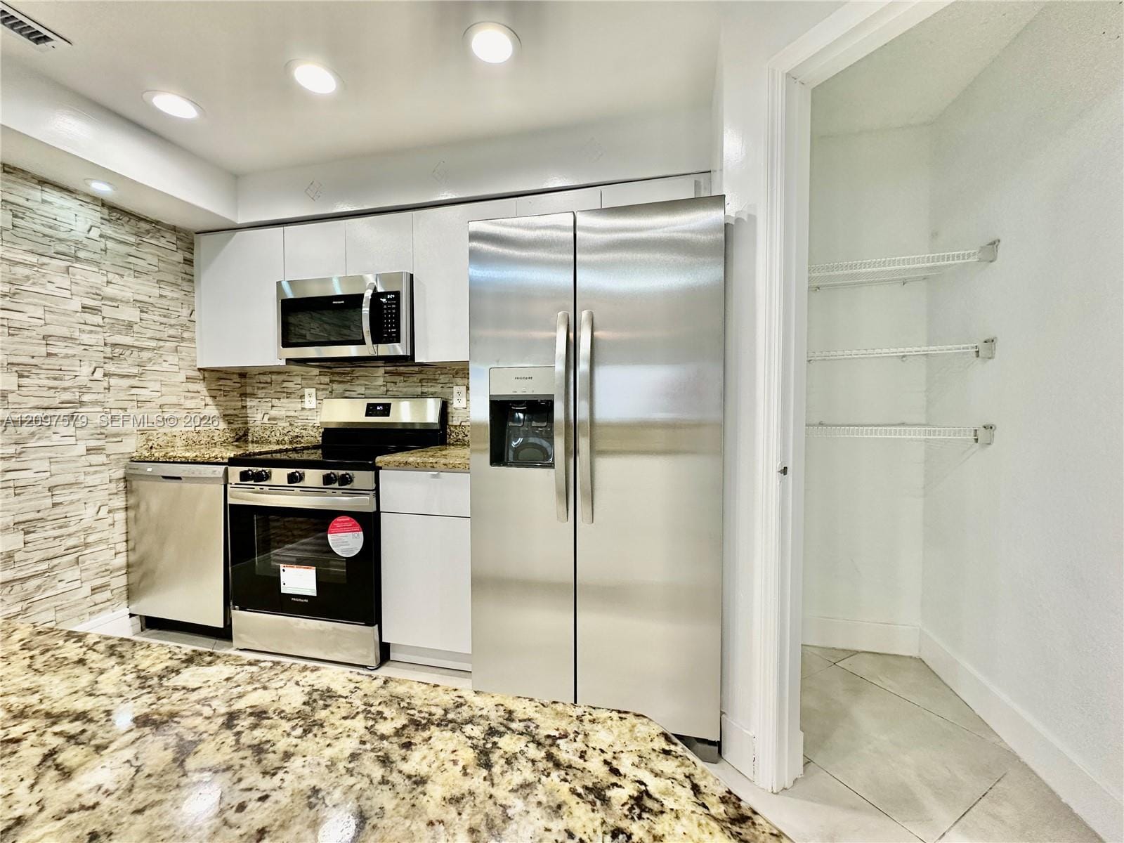 2550 SW 18th Terrace 1802, Fort Lauderdale, FL 33315 photo 4