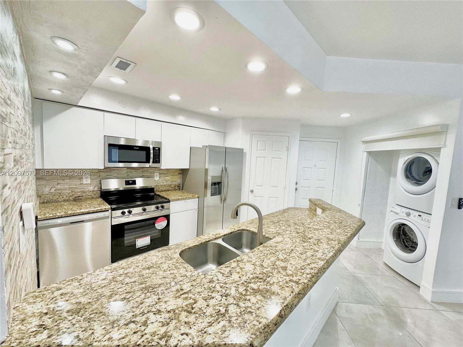 2550 SW 18th Terrace 1802, Fort Lauderdale, FL 33315 photo 5