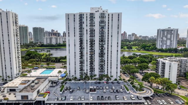 3625 N Country Club Drive 1807, Aventura Eldorado, Aventura, FL