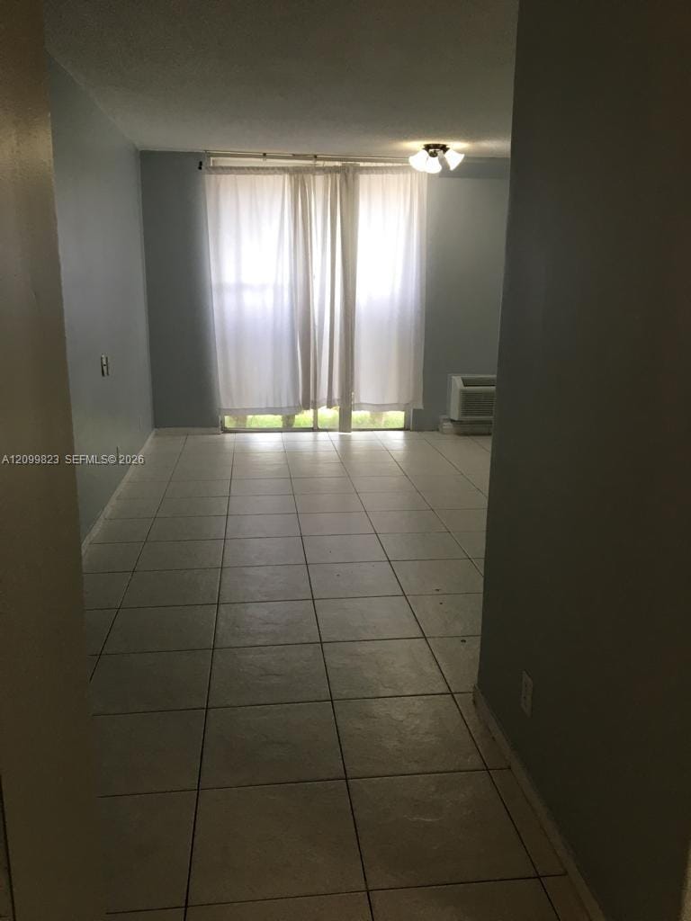 16450 NW 2nd Avenue 104, Miami, FL 33169 photo 4