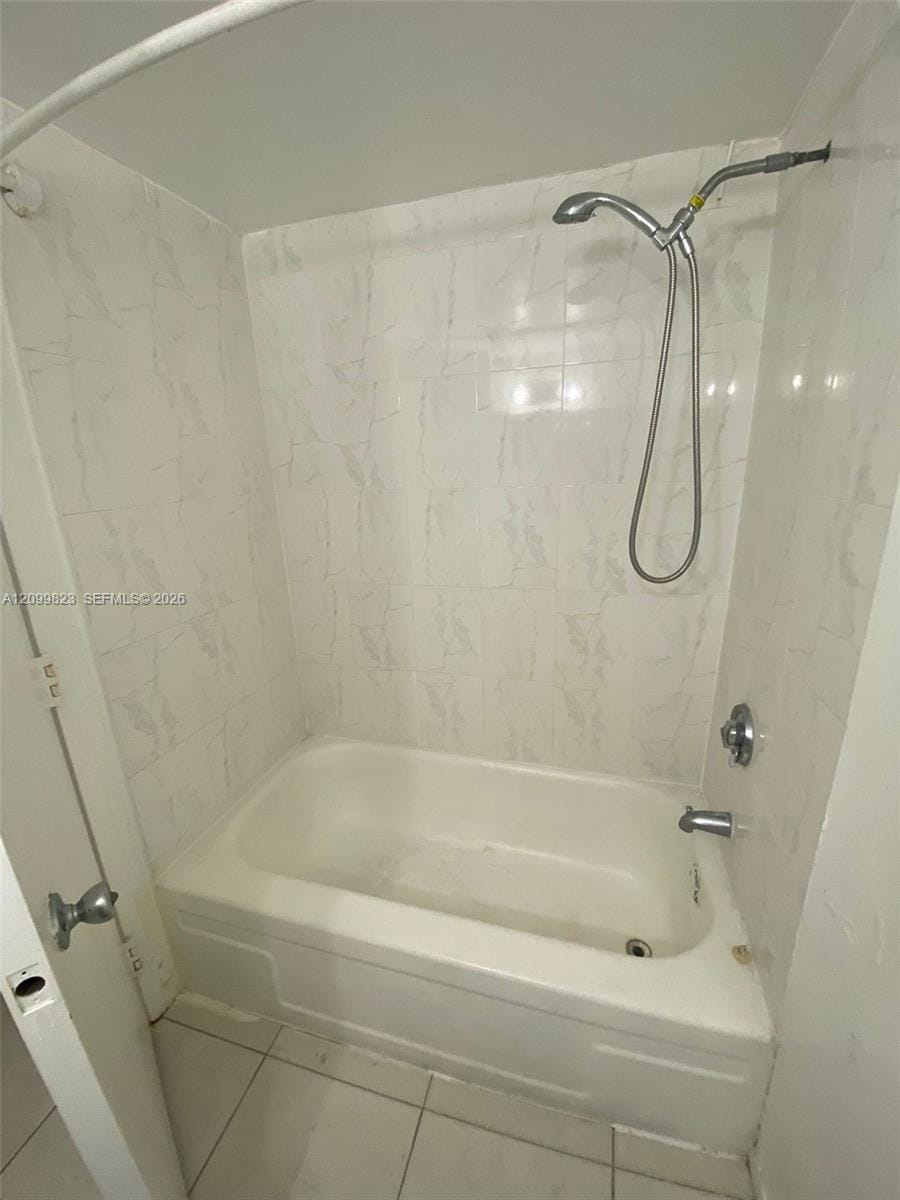 16450 NW 2nd Avenue 104, Miami, FL 33169 photo 8