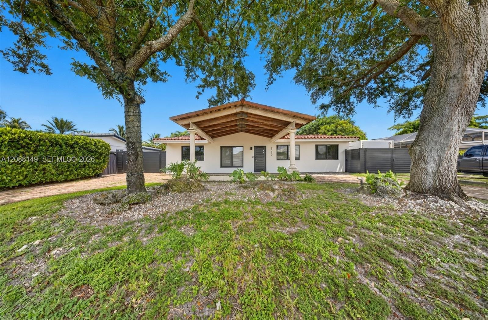 8315 SW 99th Court, Miami, FL 33173 photo 3