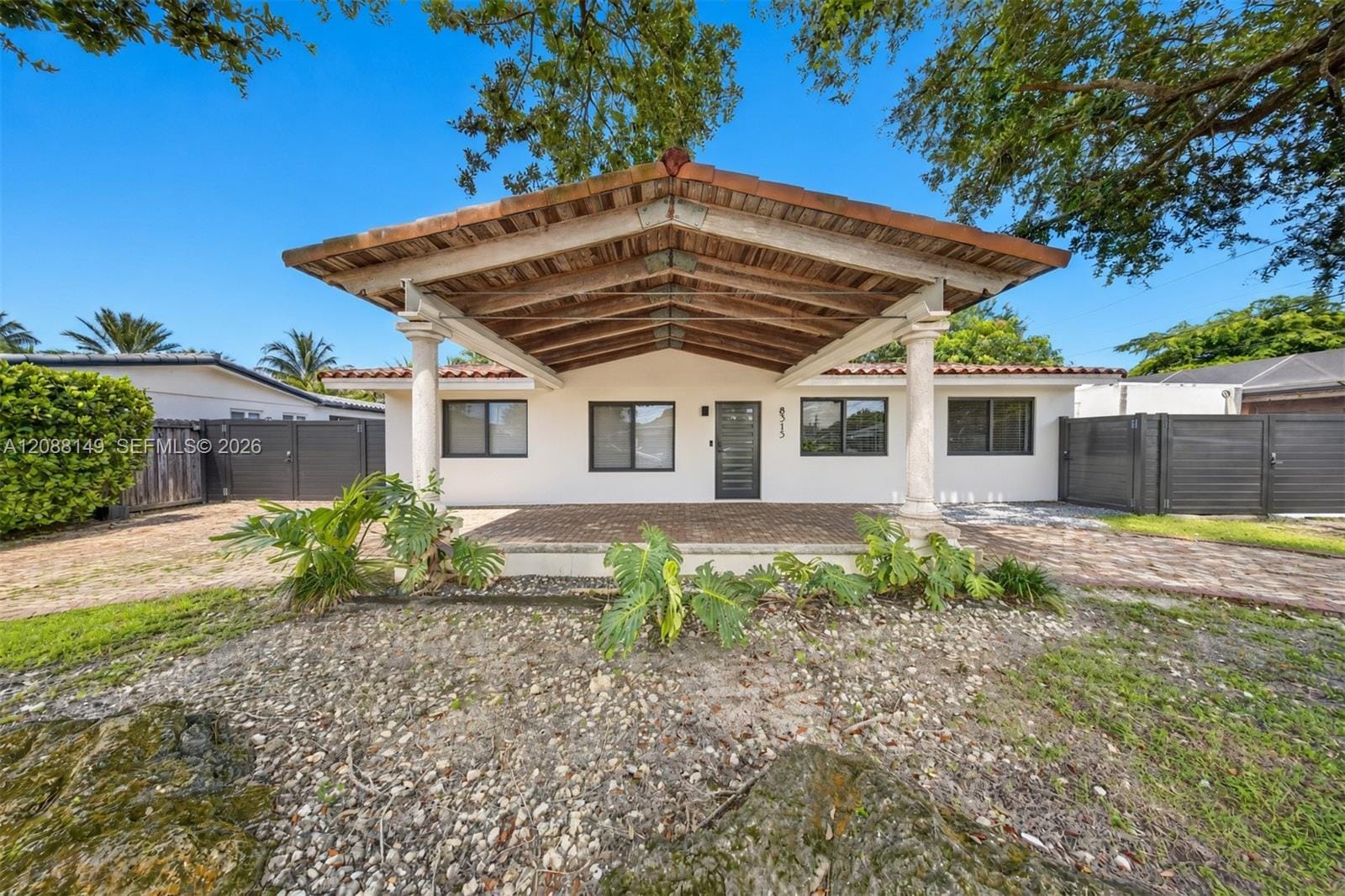 8315 SW 99th Court, Miami, FL 33173 photo 4