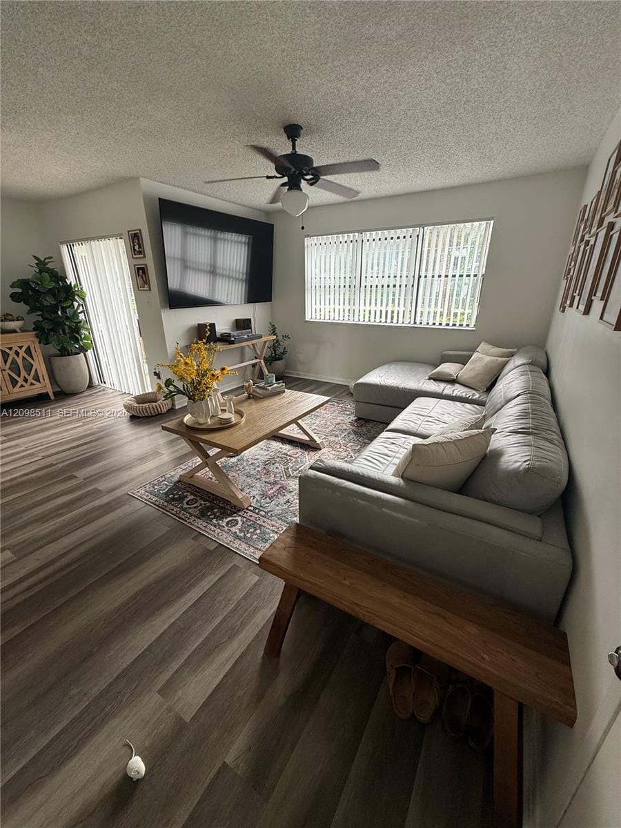 510 S Park Road 14-10, Hollywood, FL 33021 photo 6