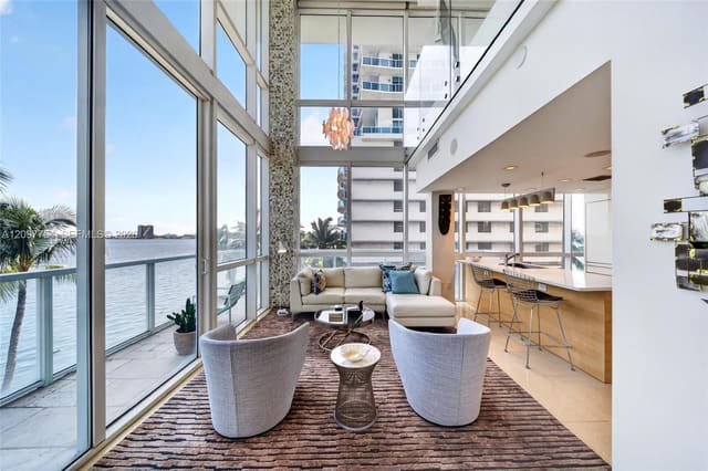665 NE 25th Street 201, Miami, FL 33137