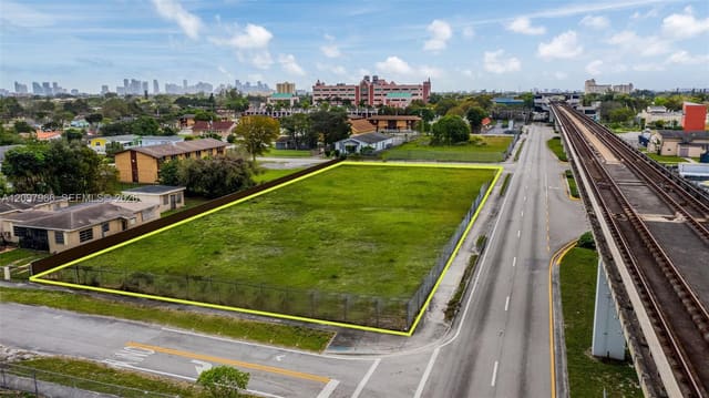 6611 NW 27th Avenue, Miami, FL 33147