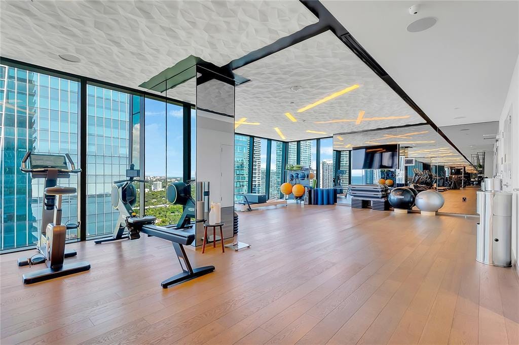1451 Brickell Avenue 1202, Miami, FL 33131 photo 2