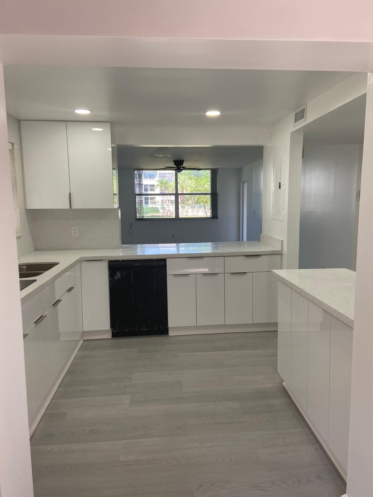 6600 Royal Palm Boulevard 101B, Margate, FL 33063 photo 2