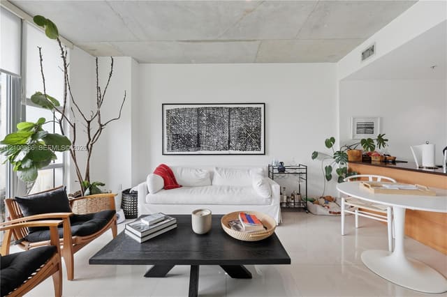 3301 NE 1st Avenue H0911, Miami, FL 33137