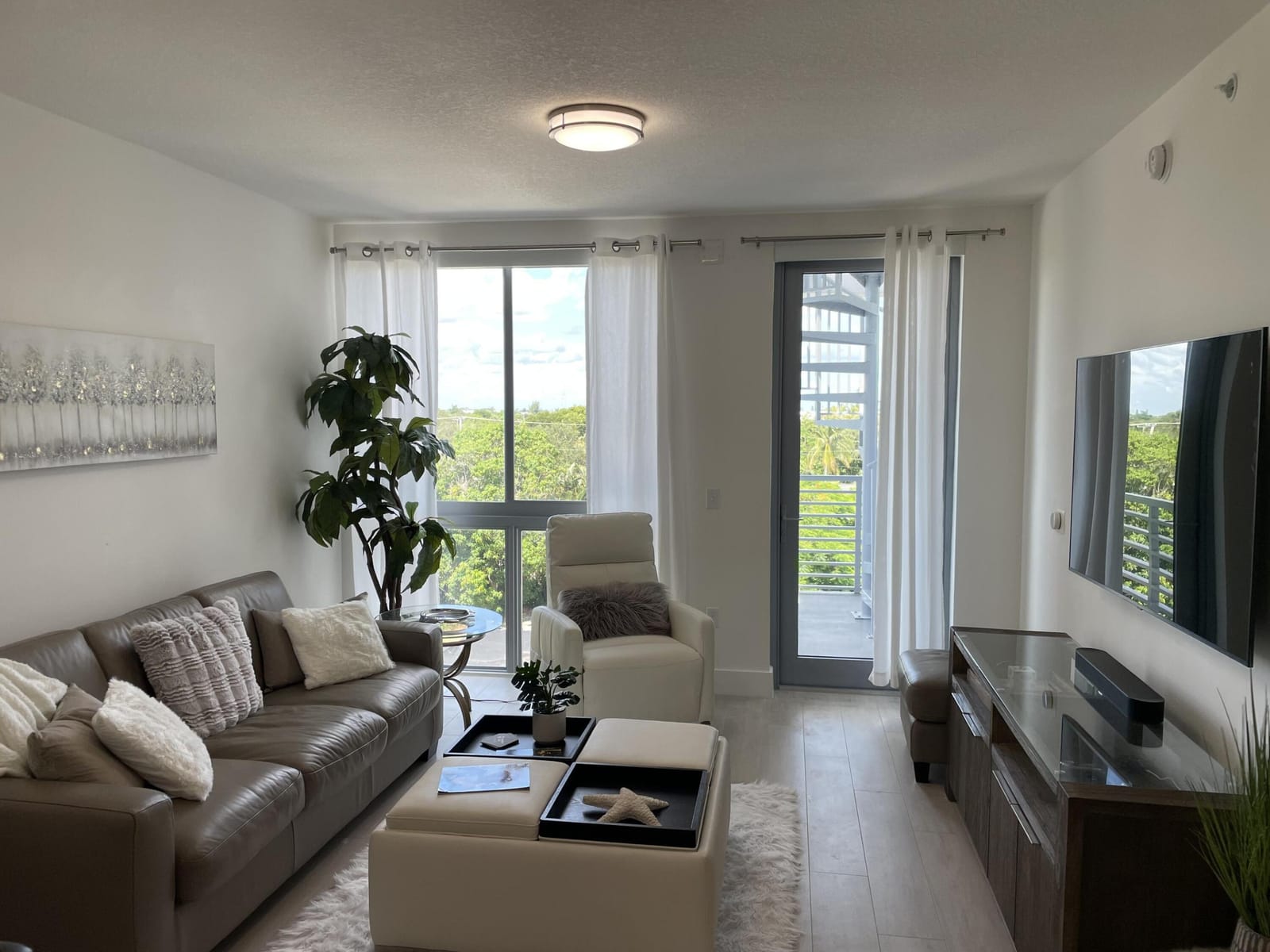 111 SE 1st Avenue Unit 502 — photo 4
