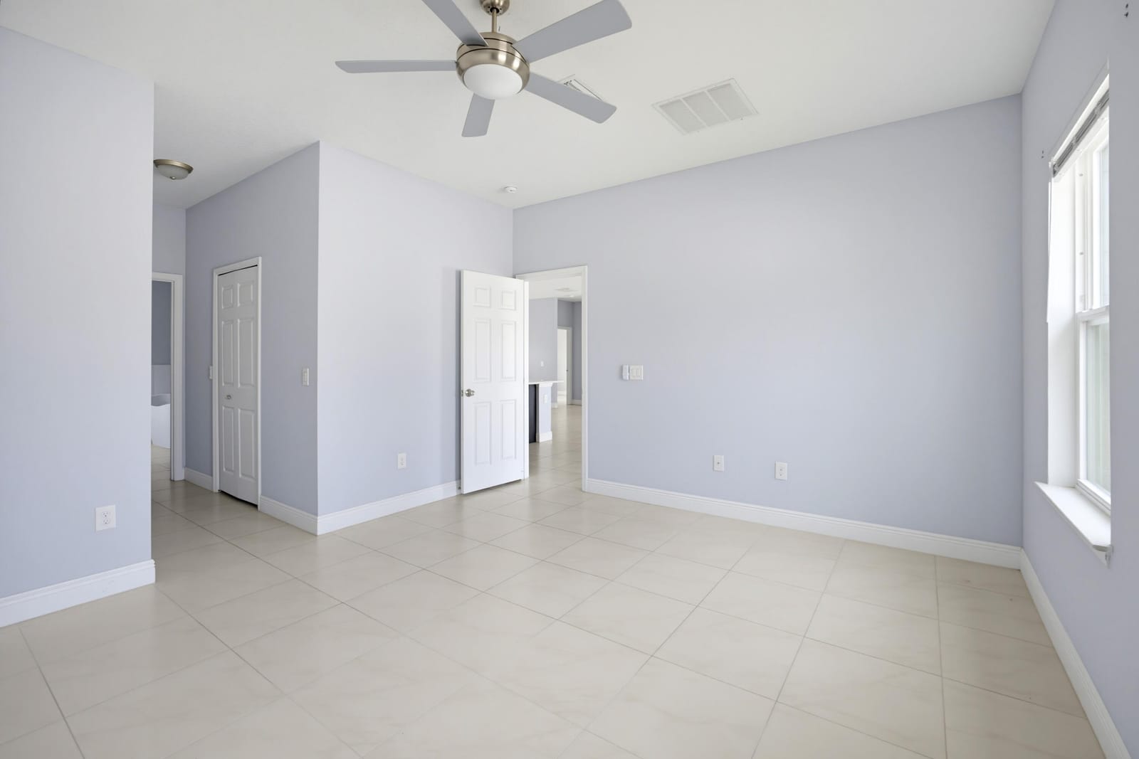 333 SHAD Way, Poinciana, FL 34759 photo 10