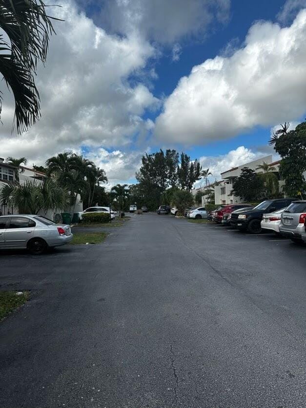 6625 RACQUET CLUB Drive 155, Lauderhill, FL 33319 photo 2