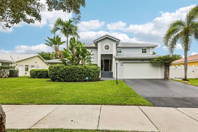5821 Hawkes Bluff Avenue, Davie, FL 33331
