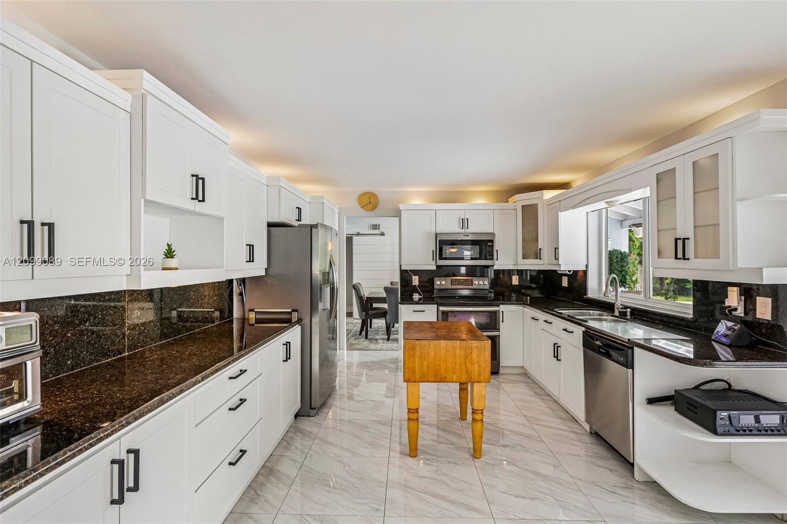 5821 Hawkes Bluff Avenue, Davie, FL 33331 photo 18