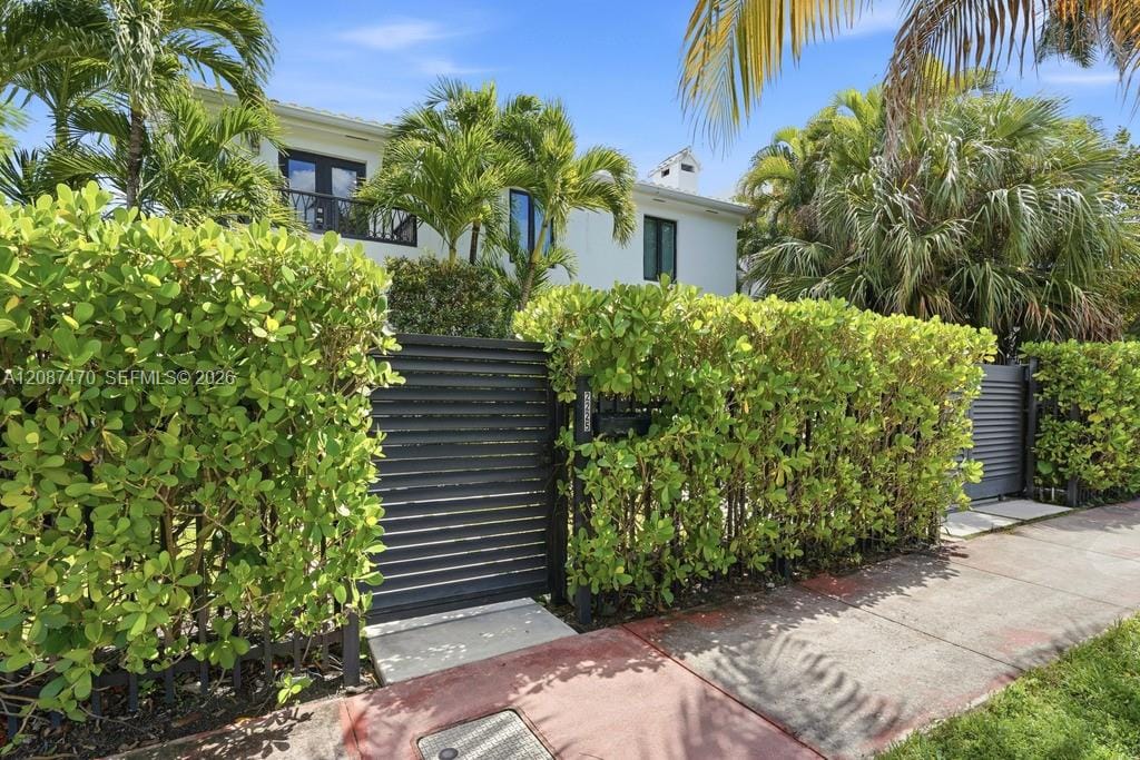 2225 Meridian Avenue, Miami Beach, FL 33139 photo 6