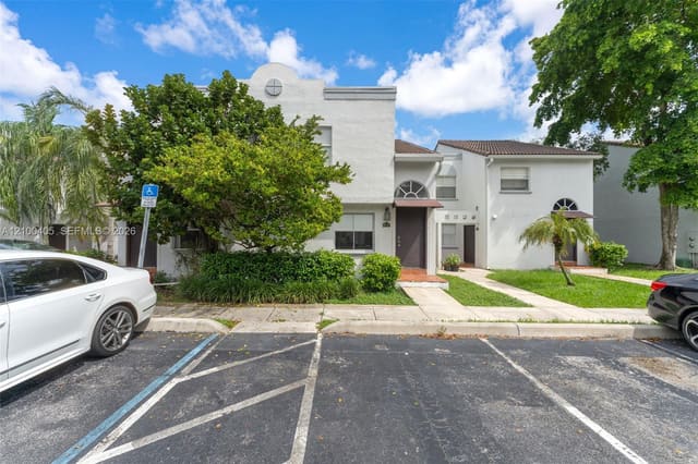 4737 NW 97th Court 58, Doral, FL 33178