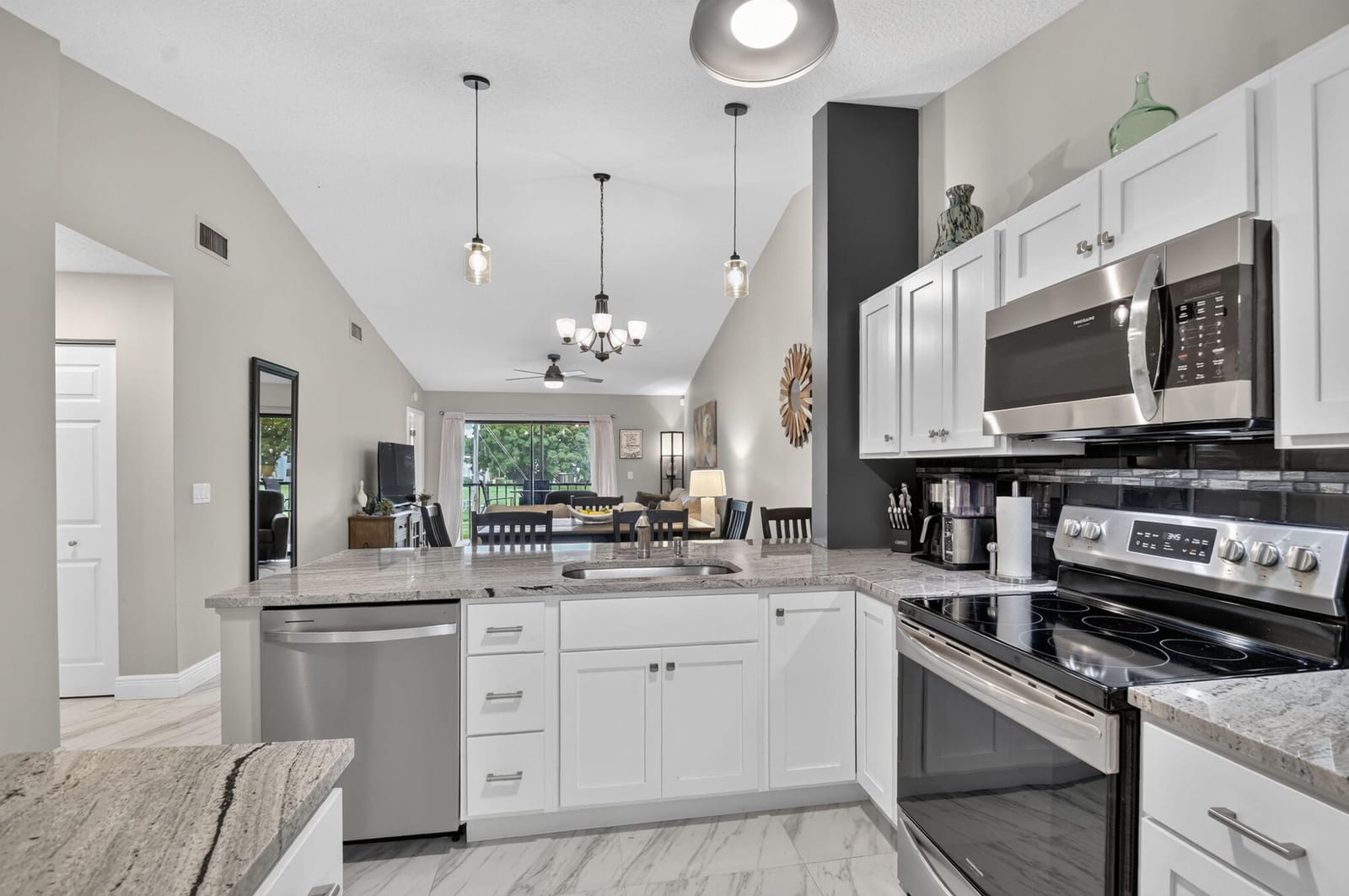 4570 LUCERNE LAKES Boulevard E 203 — photo 11