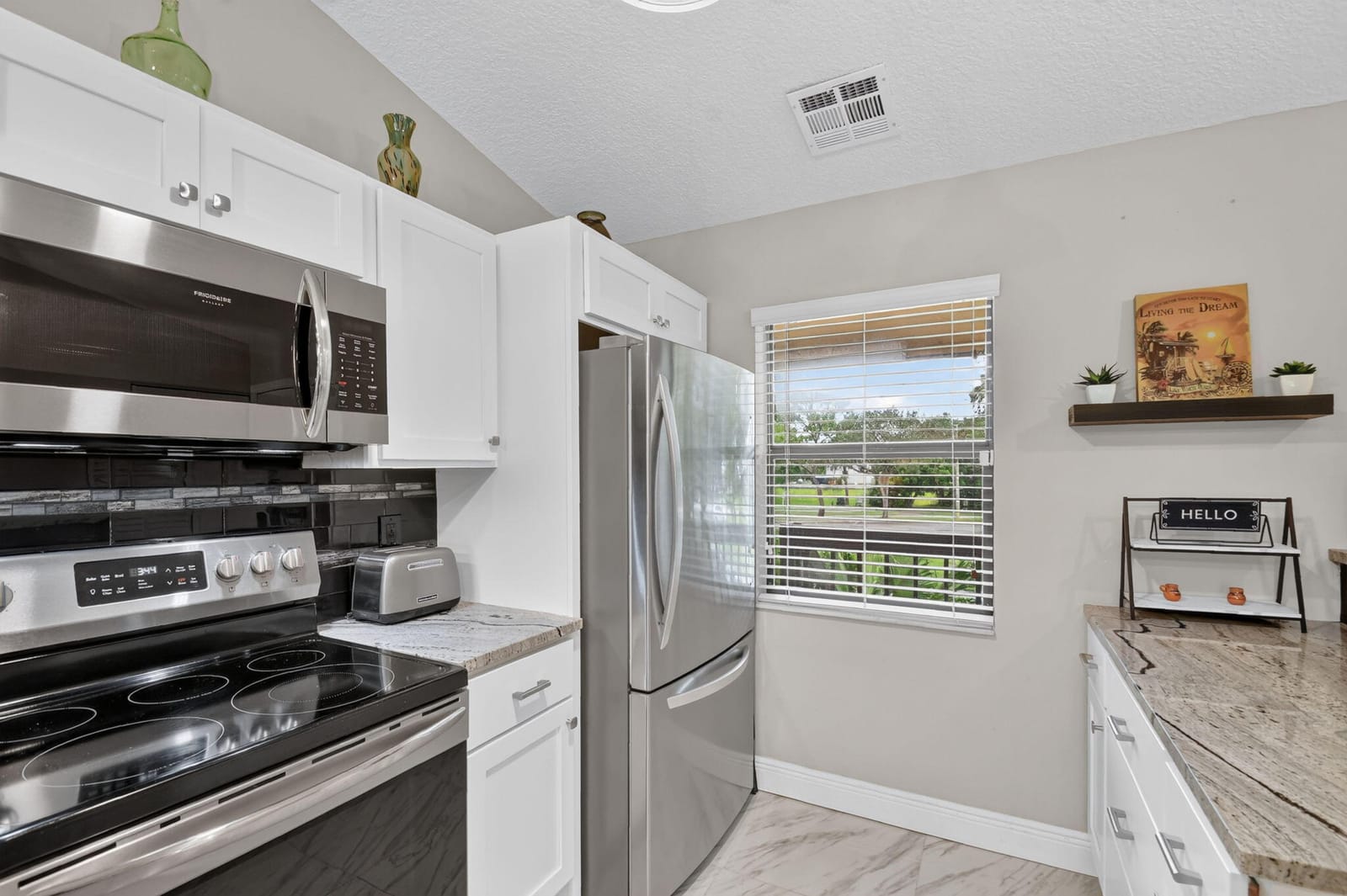4570 LUCERNE LAKES Boulevard E 203 — photo 9