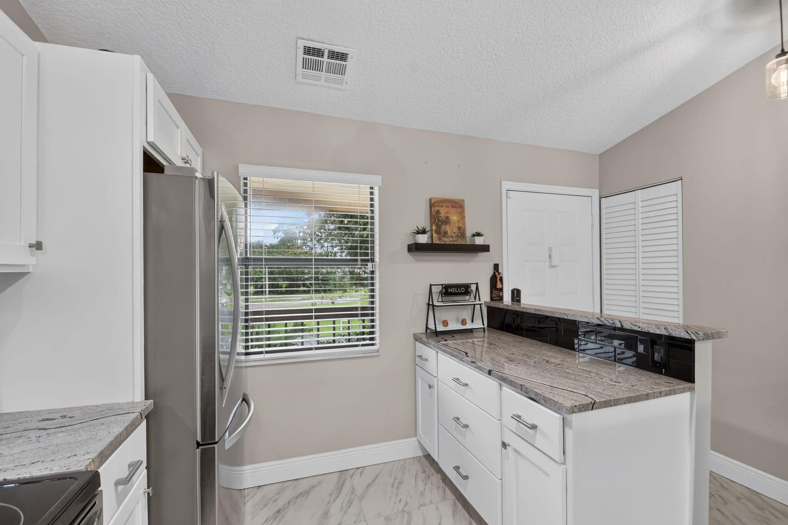 4570 LUCERNE LAKES Boulevard E 203 — photo 10