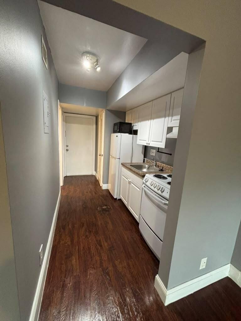 636 NW 13th Street 22 — photo 3
