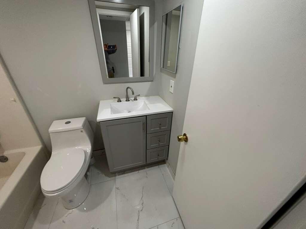 21913 Lake Forest Circle 201 — photo 11