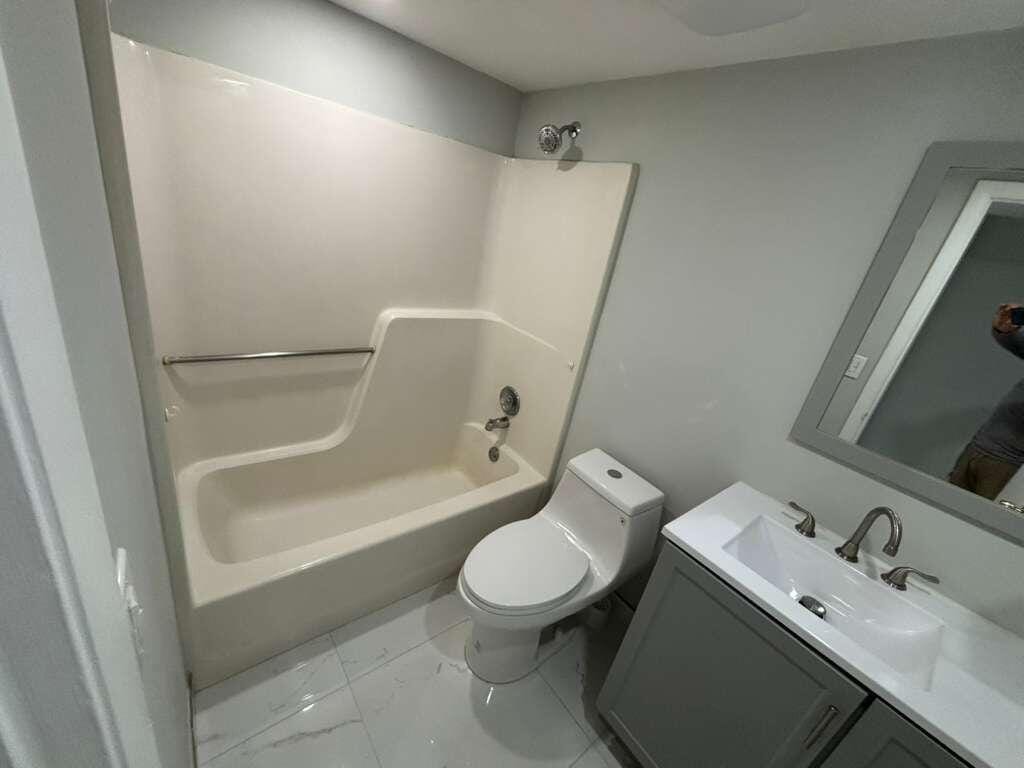 21913 Lake Forest Circle 201 — photo 10
