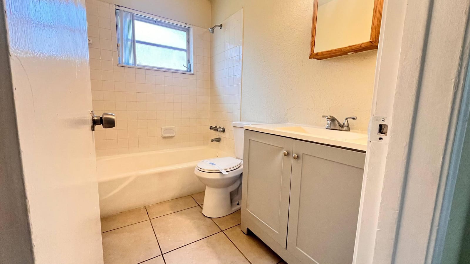 200 Croton Avenue Unit 206 — photo 2