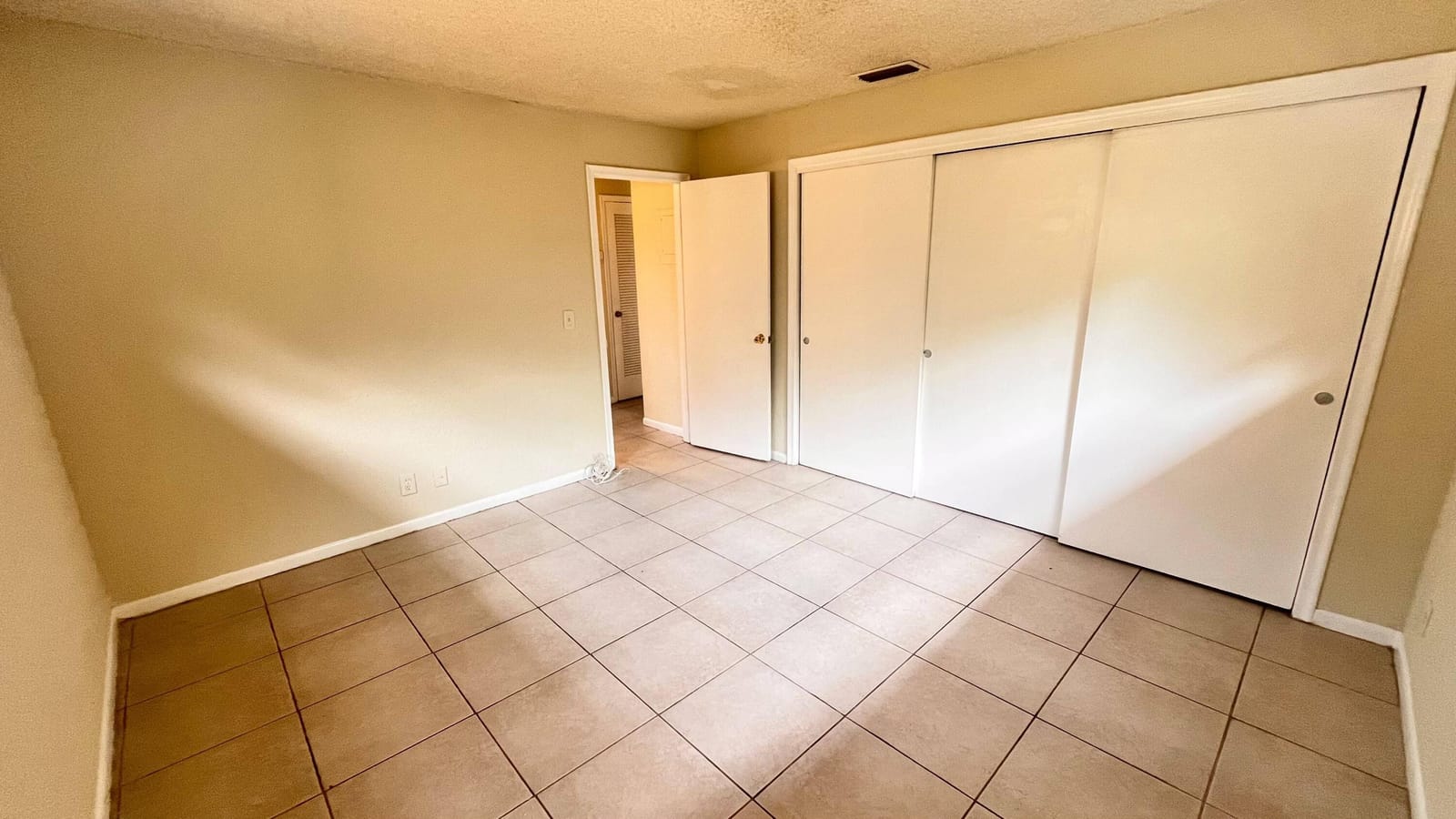 200 Croton Avenue Unit 206 — photo 6