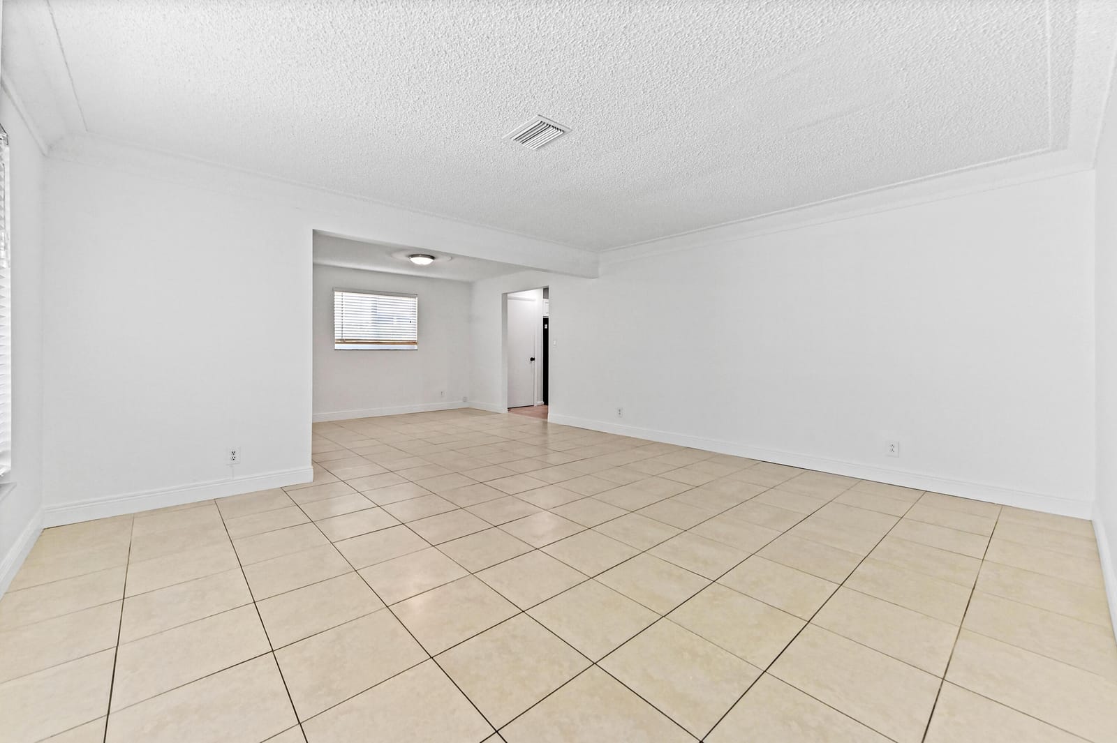 6575 NW 3rd Street, Margate, FL 33063 photo 4