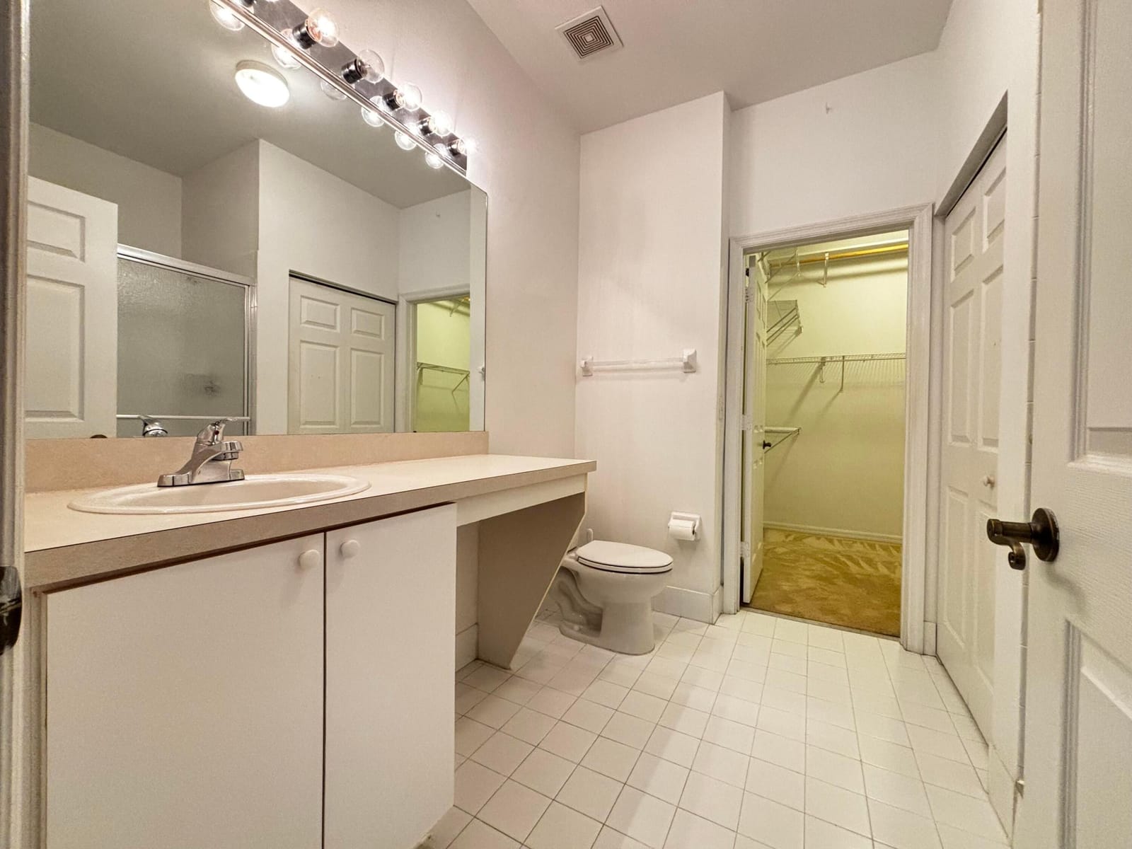 105 Lighthouse Circle H — photo 10