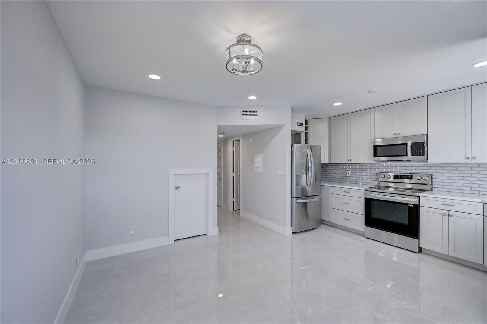 505 NE 20th Avenue 211, Deerfield Beach, FL 33441 photo 5