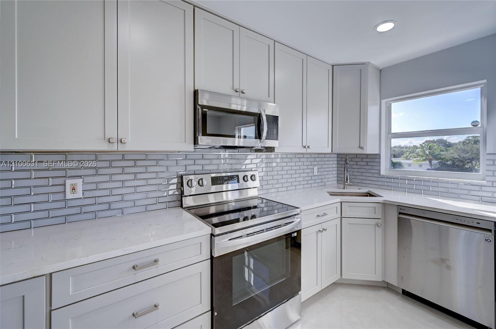 505 NE 20th Avenue 211, Deerfield Beach, FL 33441 photo 7