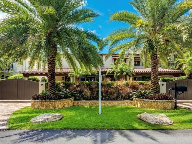 3820 Loquat Avenue, Coconut Grove, FL 33133