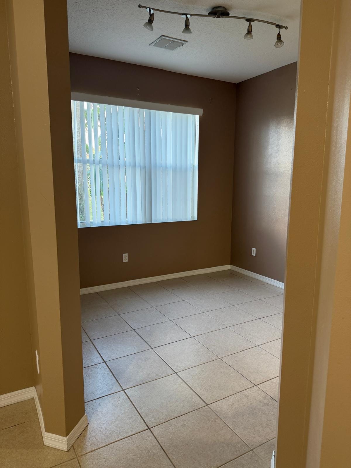 1510 Seminole Palms Drive — photo 6