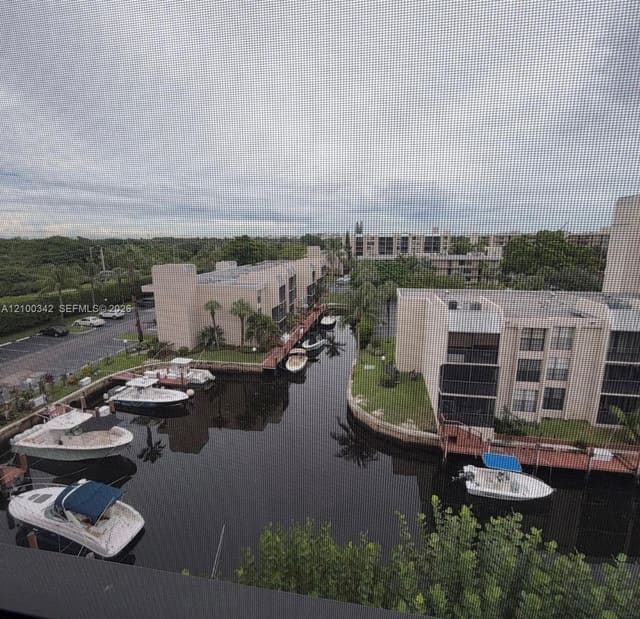 17 Royal Palm Way 6040, Boca Raton, FL 33432