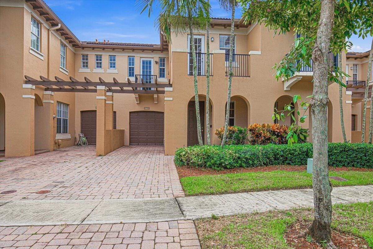 8706 Blaze Court — photo 3